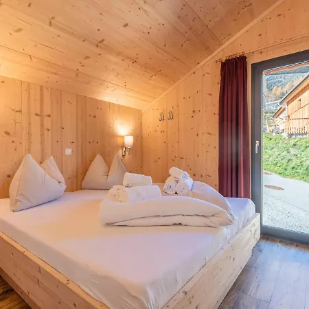 Chalet In Near Ski Area Chalet Steinach am Brenner
